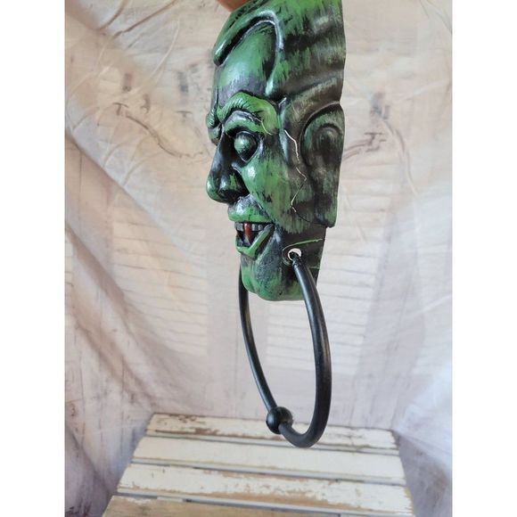 Frankenstein door knob knocker Halloween hanging door decor - Picture 3 of 7